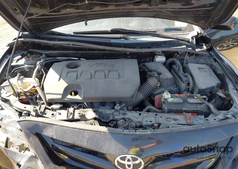 2013 Toyota Corolla S z USA, uszkodzony, nr VIN 2T1BU4EE1DC102945